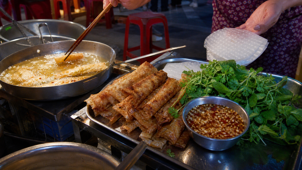 Ram Giòn Phú Yên Và Chả Bao Da Trứ Danh