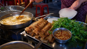 Ram Giòn Phú Yên Và Chả Bao Da Trứ Danh